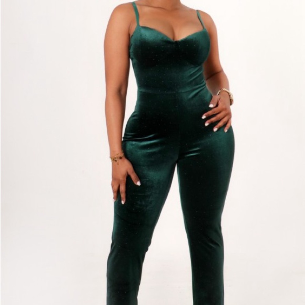 Elegant Green Velvet Jumpsuit